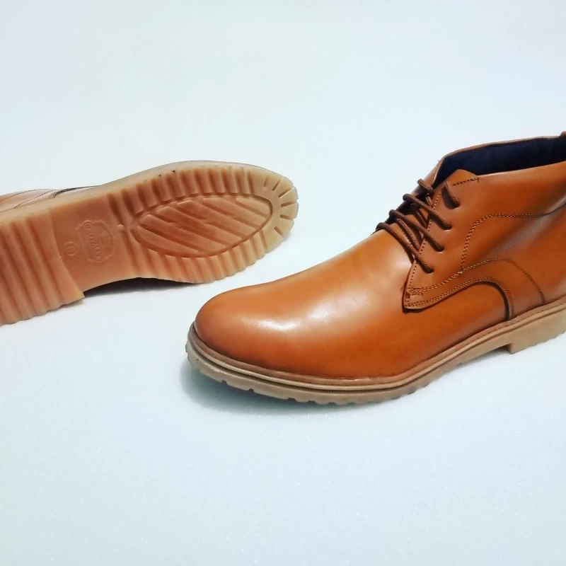 Top Quality Fashion Mens Boot Shoes, Size 40-44/MoQ 5 Pairs #Wholesale#Bulk#Kenya